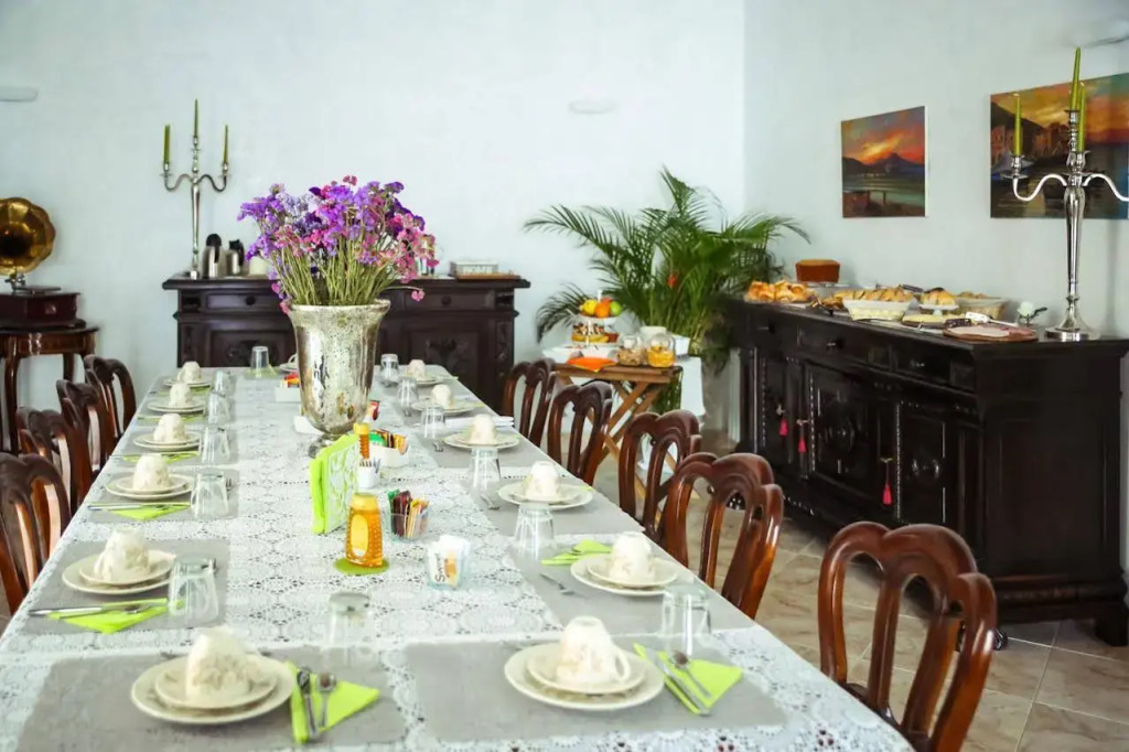 NapoliMia Boutique Hotel