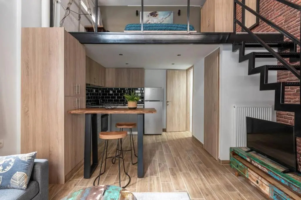 Industrial Loft near Seaside W 200Mbps