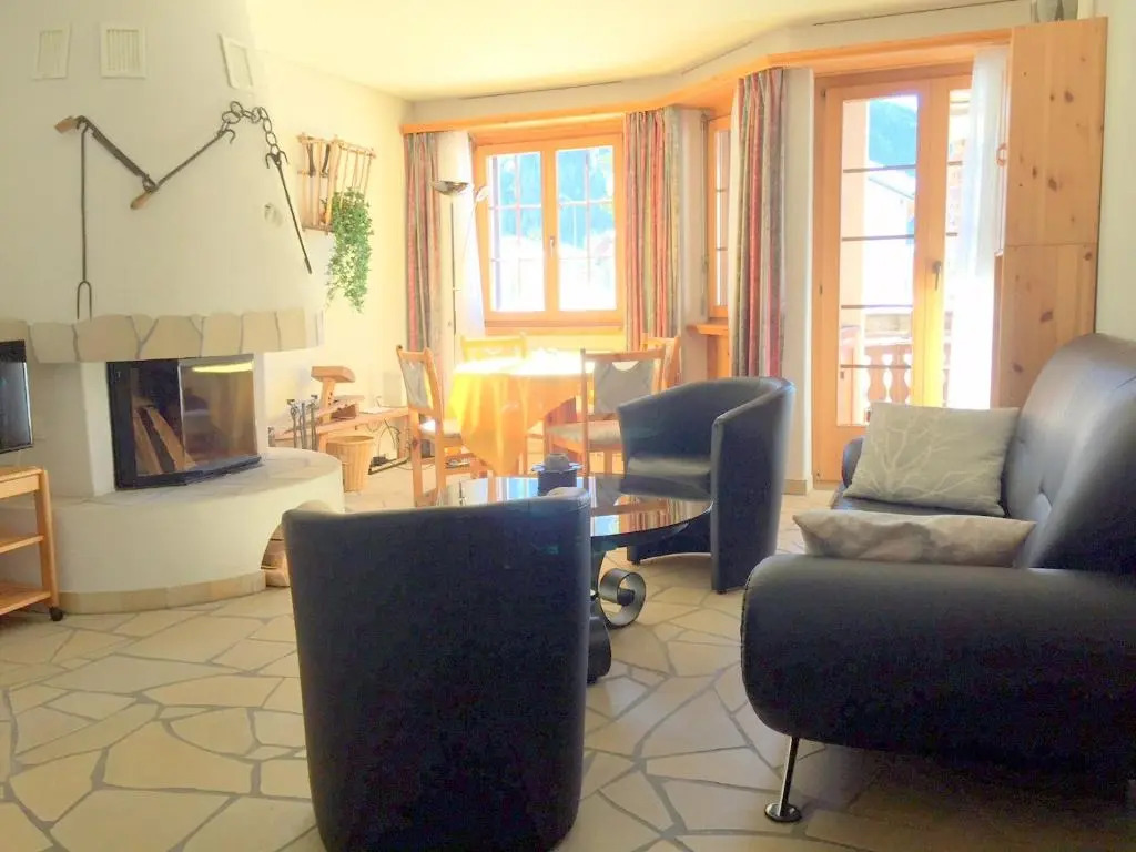 2-Zimmer Ferienwohnung Bünda