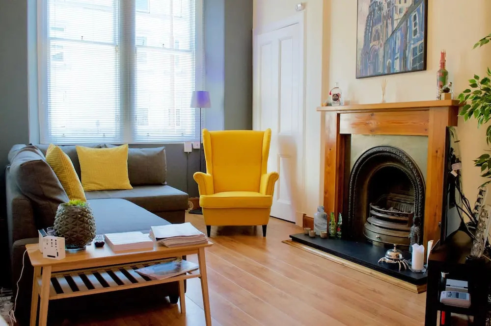 Modern Stockbridge 1 Bedroom Flat