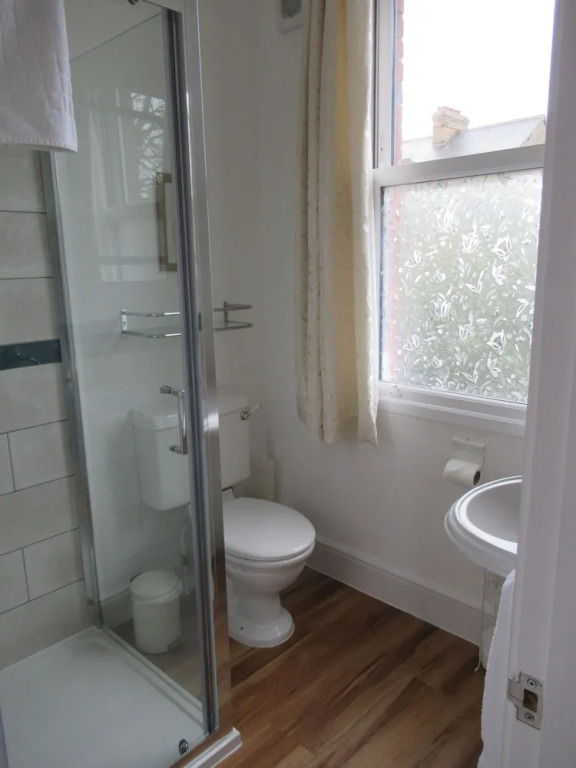 Acorn Guest House