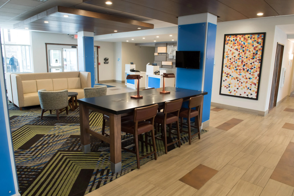Holiday Inn Express & Suites - Dayton Southwest by IHG