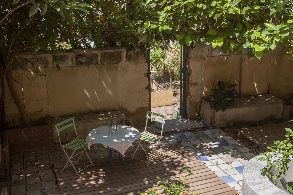 Oscars Garden House