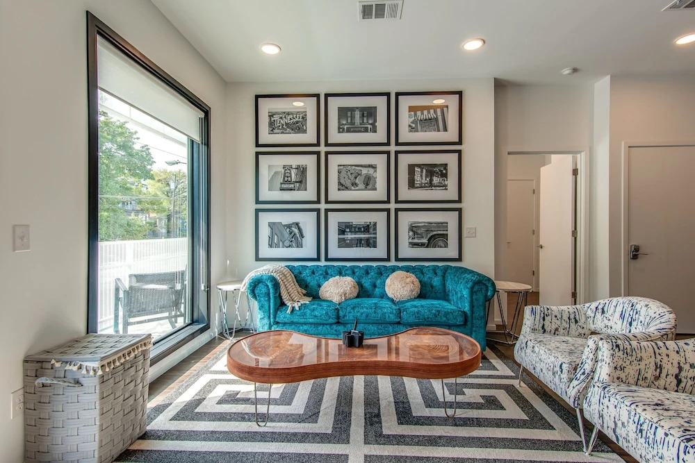 Illume Posh Resort Community Courtyard Pool 1 Bedroom Condo