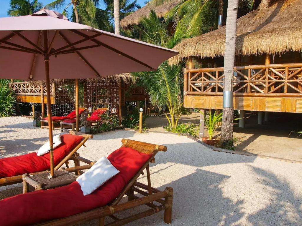 The Coral Blue Oriental Beach Villas and Suites
