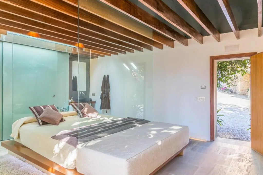 Historic House in Mallorca Up To 12 Guests