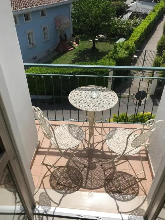 Le Bouganville Apartment