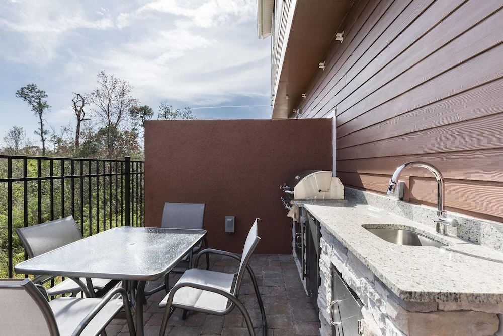 2 BR 2 BA Luxury Villa