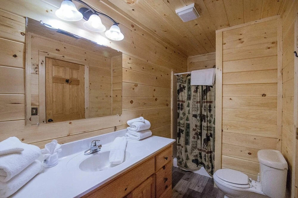 Cub Path Lodge By Heritage Cabin Rentals