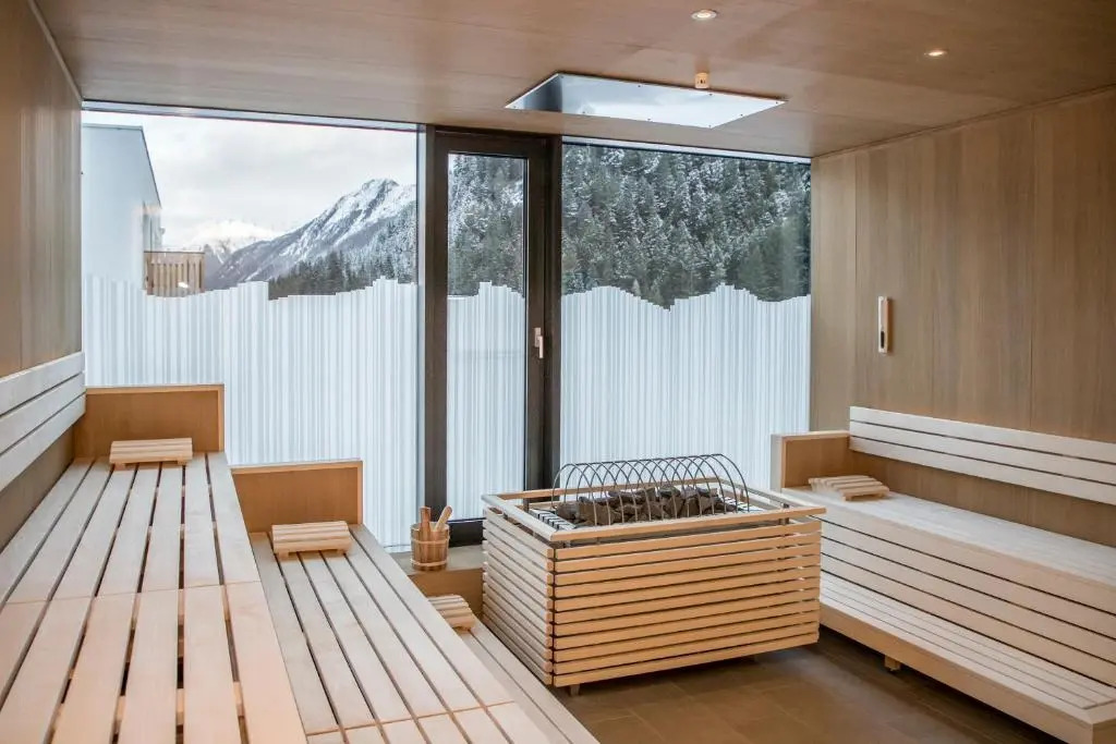 All-Suite Resort Paznaun Silvretta Premium Card Ende Juni bis Anfang Oktober inkludiert