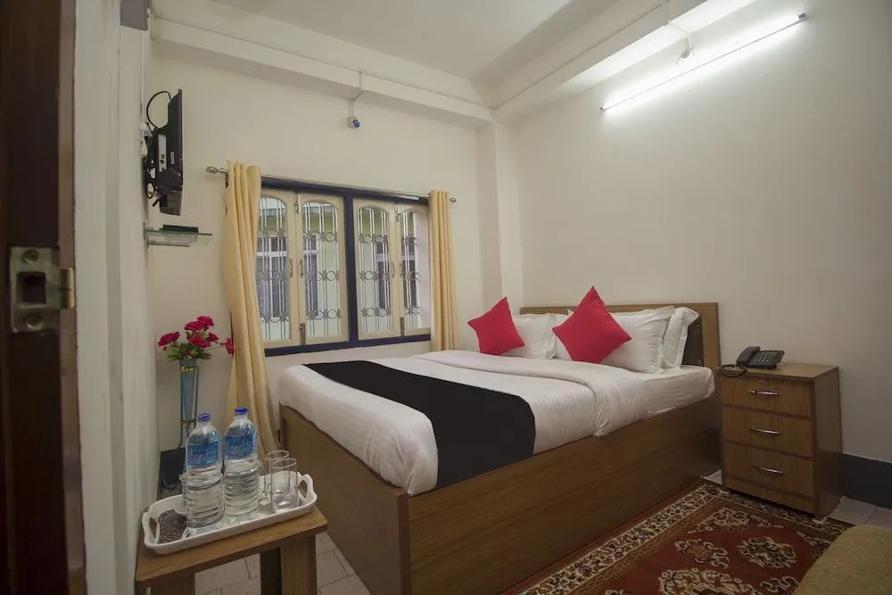 Oyo 24942 Hotel Lhasa