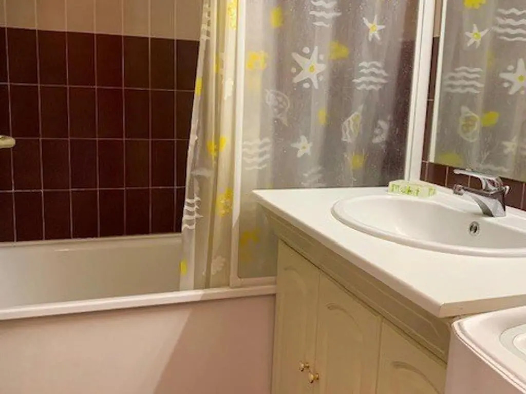Appartement Cap d'Agde, 1 pièce, 4 personnes - FR-1-607-81