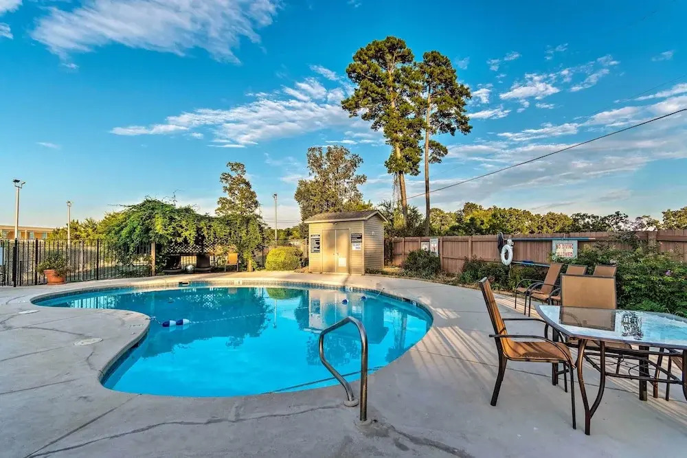 Boat & Explore! Easy-access Lake Hamilton Condo