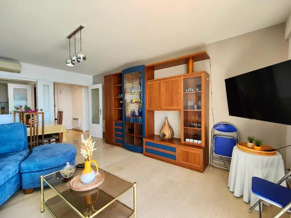 Emeraudes 8 vue mer by Booking Guys