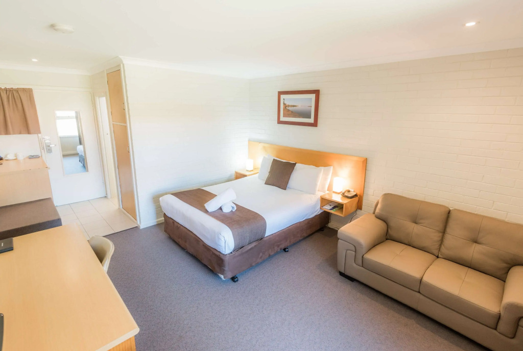Hospitality Carnarvon, SureStay Collection by Best Western