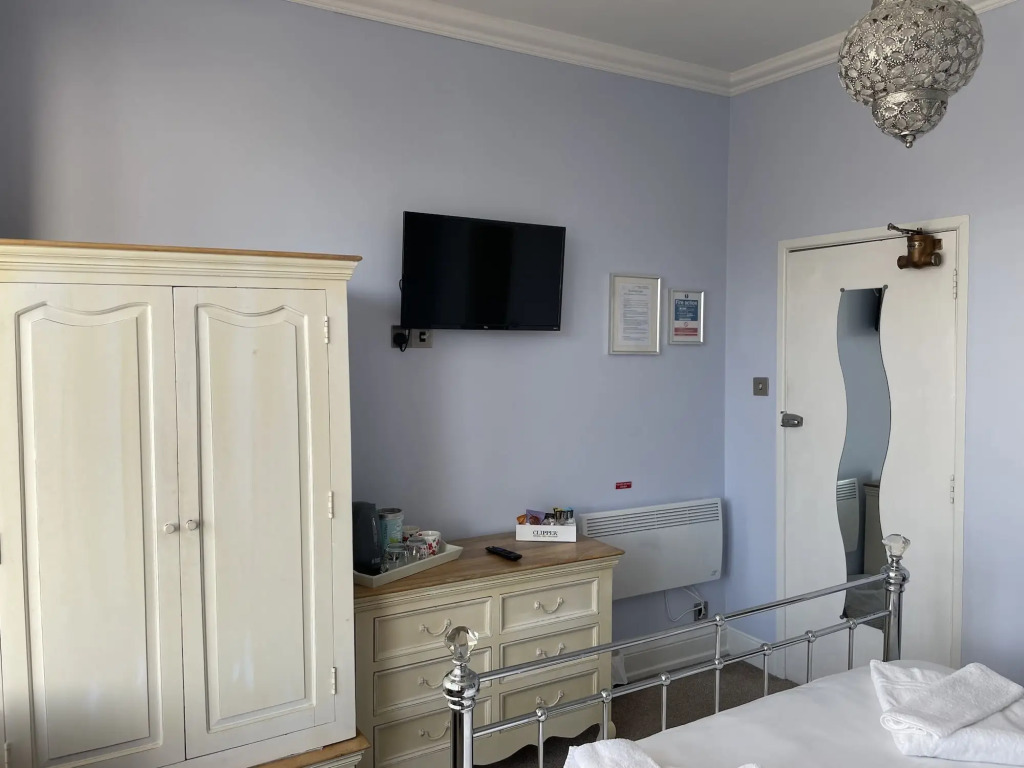 Lantana Guest House