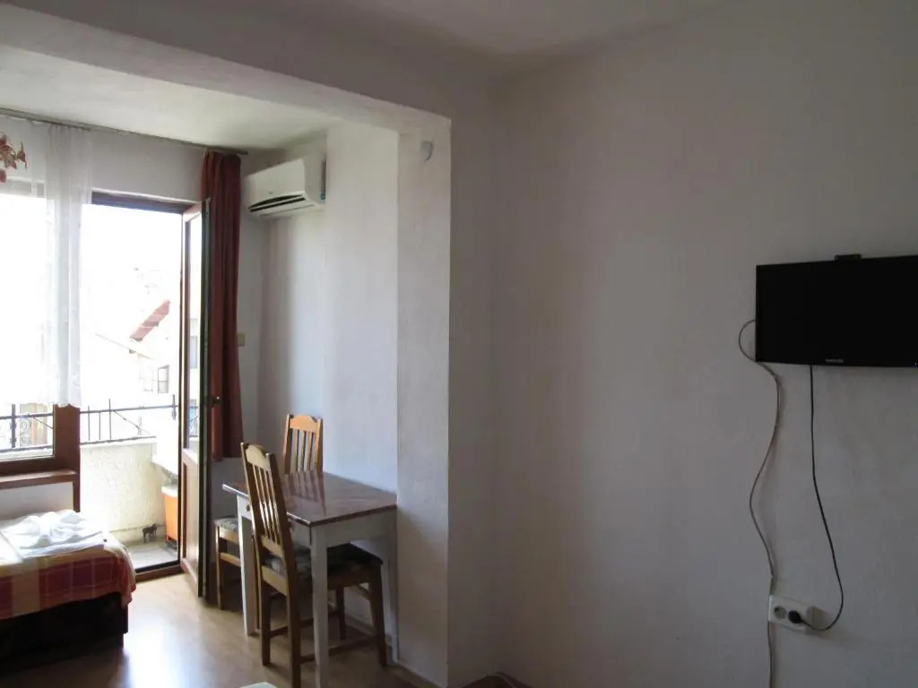 Guest House Plada View