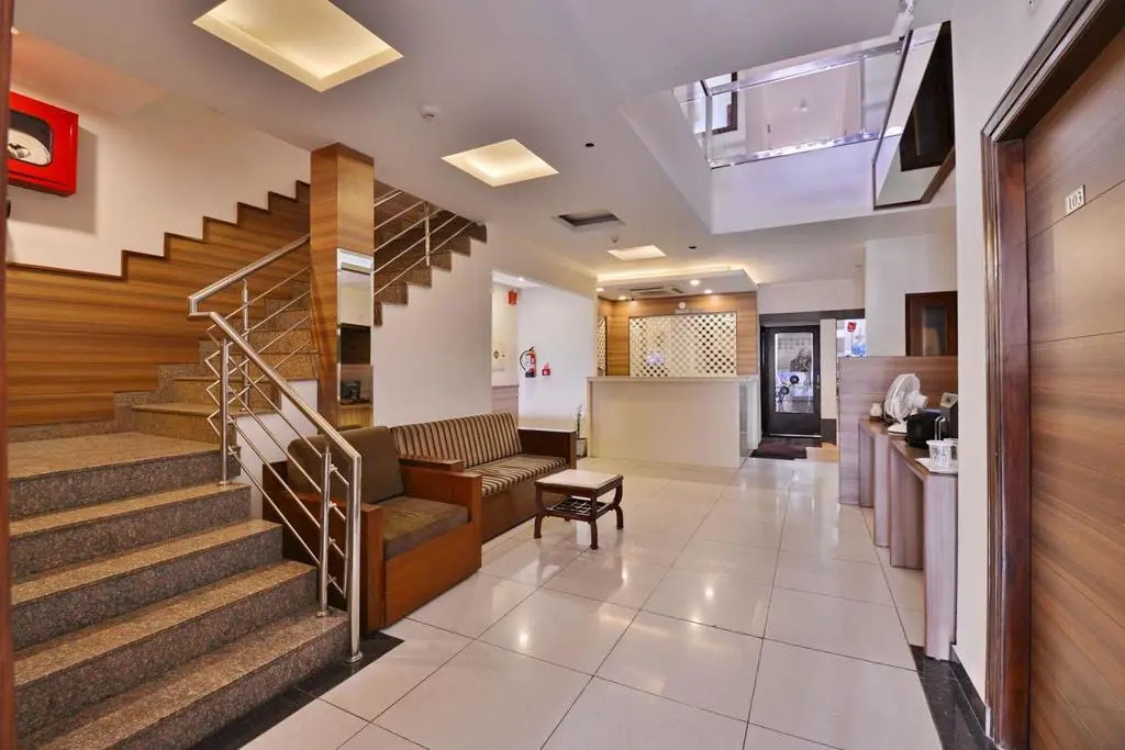 Hotel Aricent Opposite ISBT Sector 17 Chandigarh