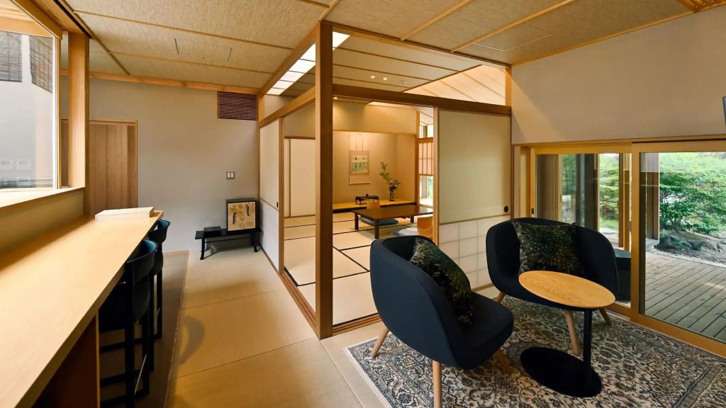 Awara Onsen Kofu Yuden Beniya