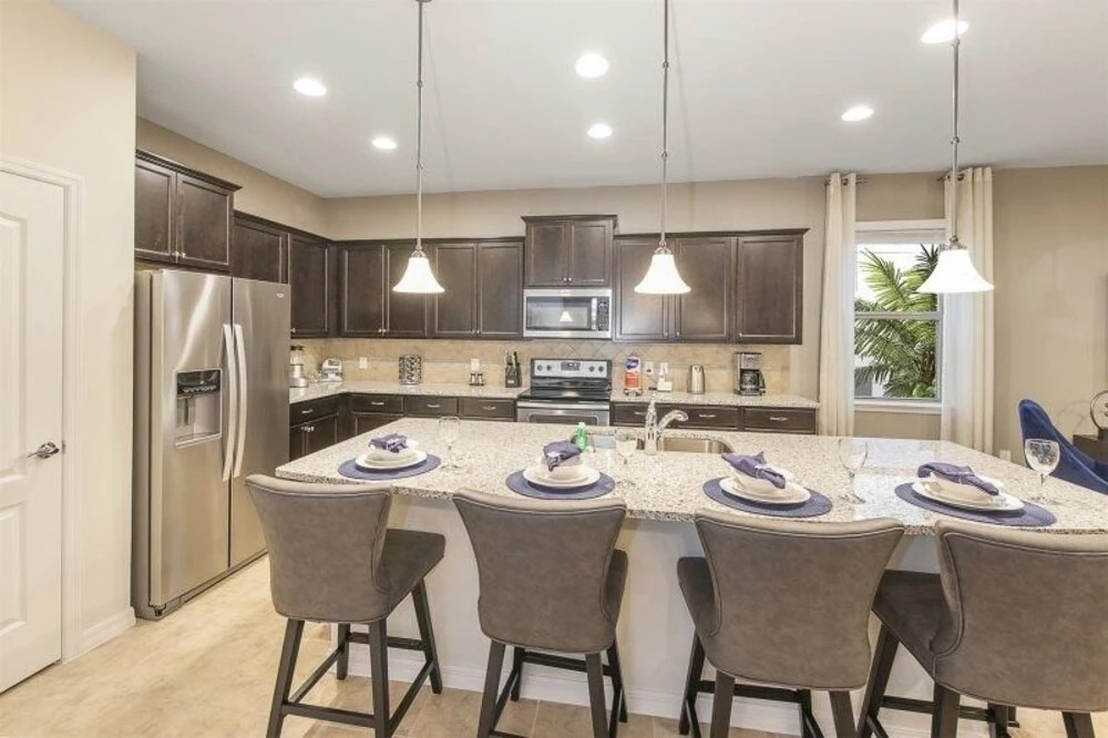 8812wws 8 Bedroom Home