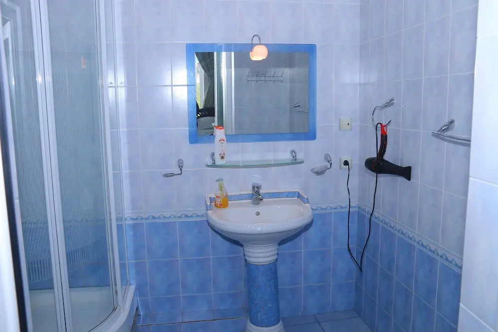 Rahat inn Hotel