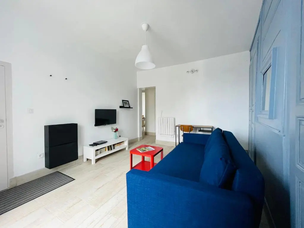 DnN - Modern chic 1BR # minutes to center Thiers # Wifi, free Netflix and Parking