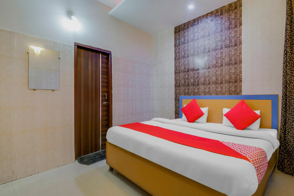 Hotel O Jammu Near Ragunath Bazaar Formerly GoodWill