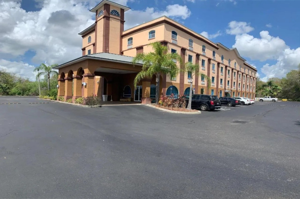 Econo Lodge Wesley Chapel I-75