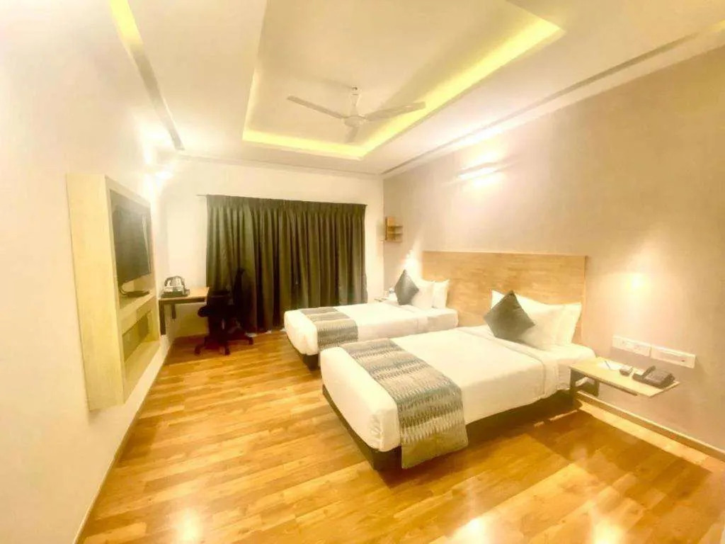 Click Hotel DBR