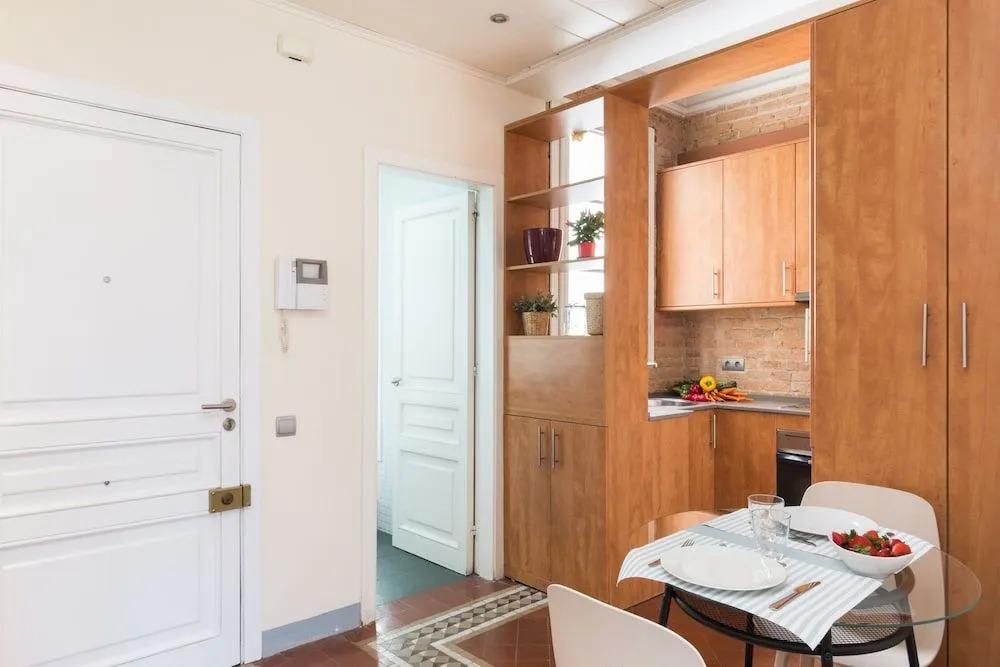 Montaber Apartments - Gran Via-Rocafort