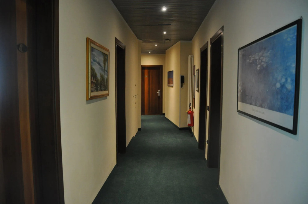 Green Park Hotel