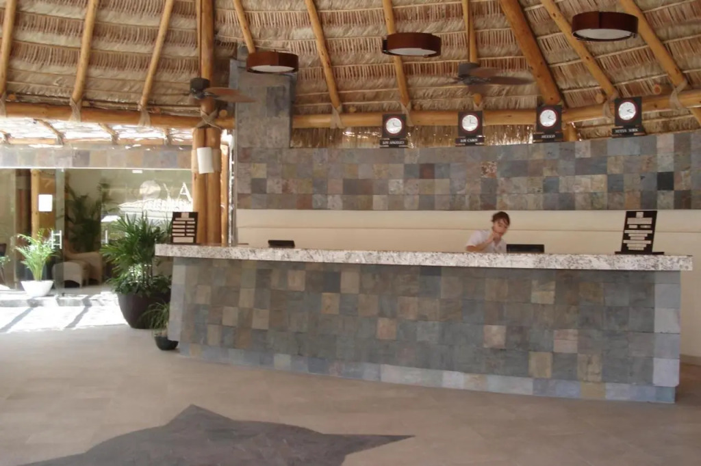 Park Royal Homestay Los Cabos