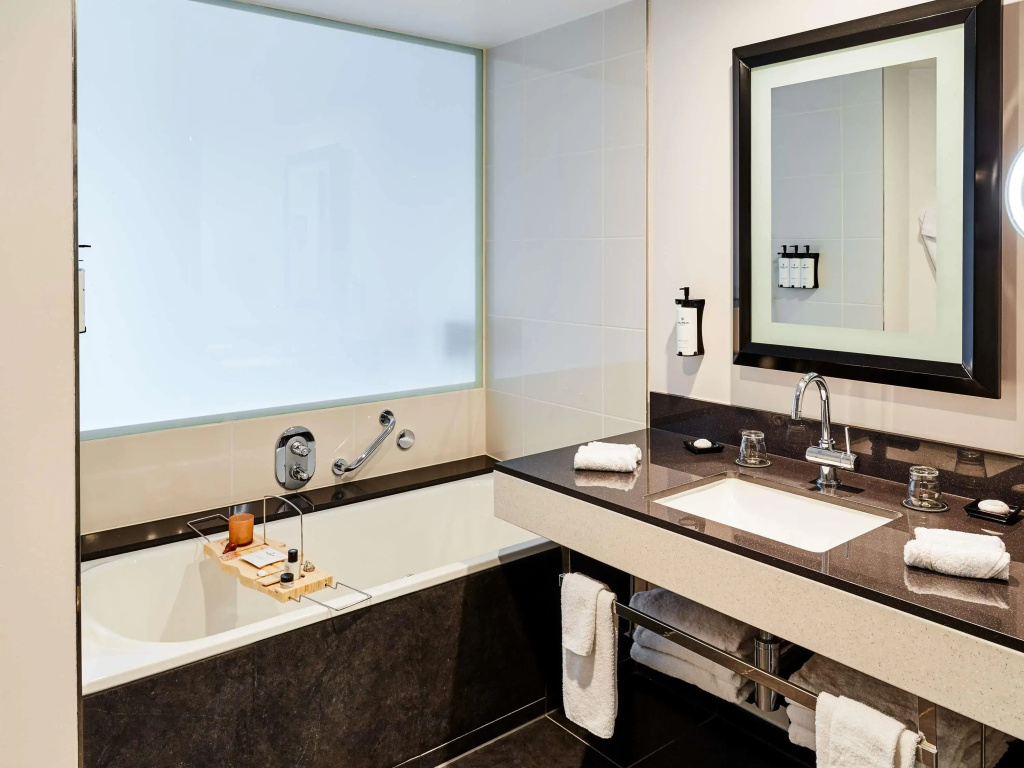 Отель Sofitel Brussels Europe