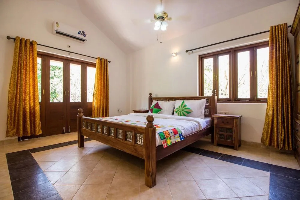 OYO Home 11542 Spacious 3BHK Villa Assagao