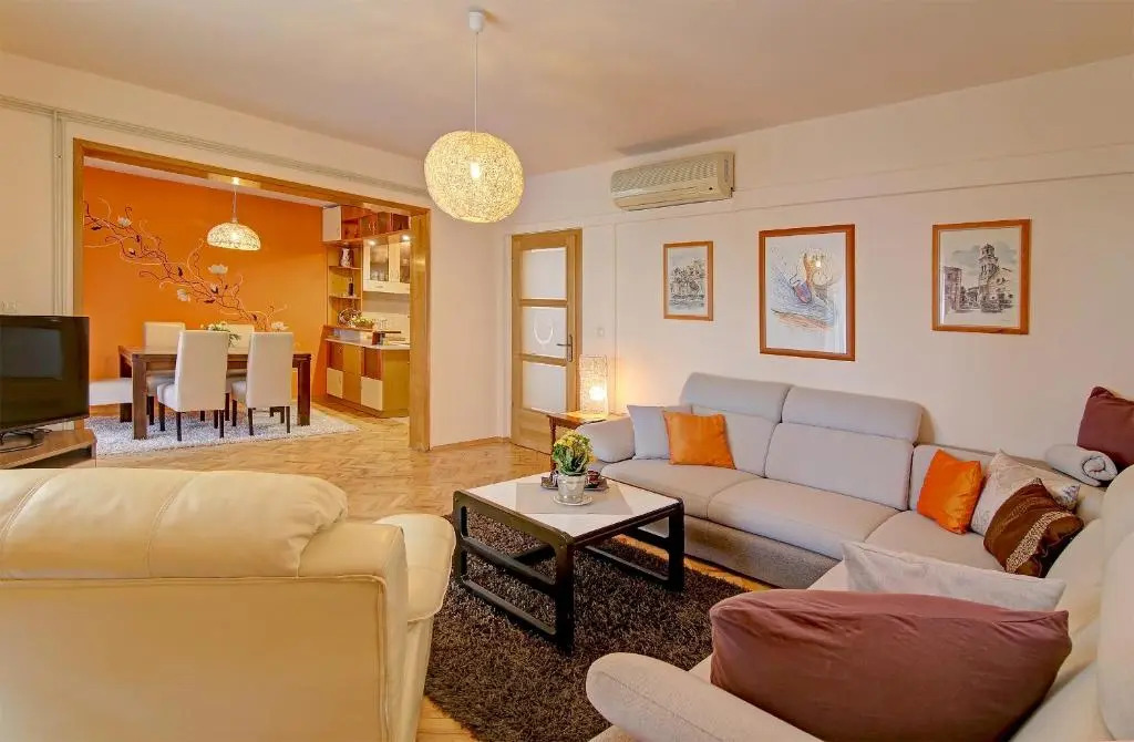 Apartments Šiljug