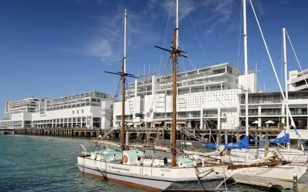 Zodiaks Princes Wharf 1 Bedroom Apartment