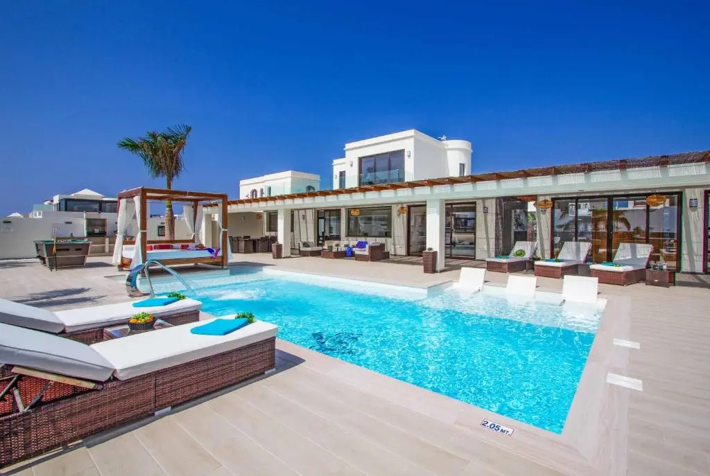Villa Anyaval