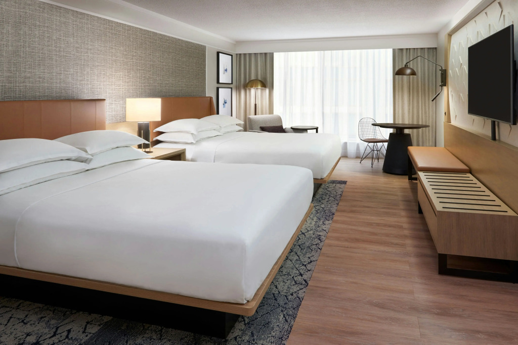 Sheraton Gateway Hotel in Toronto International Airport
