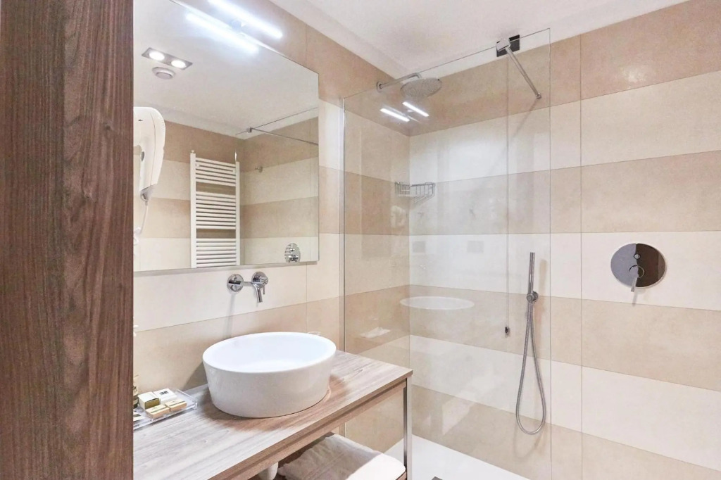 Ferretti MajesticHouse