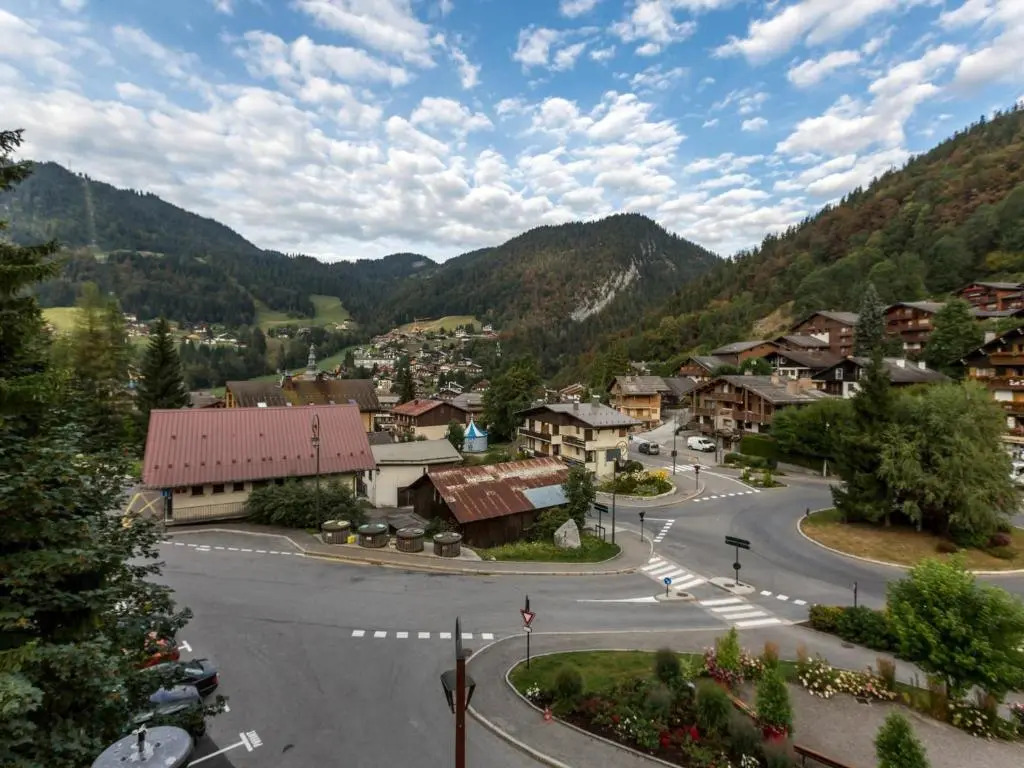 Appartement La Clusaz, 6 pièces, 10 personnes - FR-1-437-51