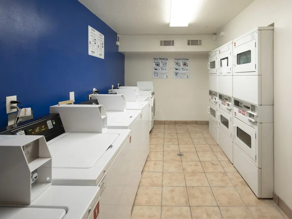 InTown Suites Extended Stay Marietta GA - Roswell Rd