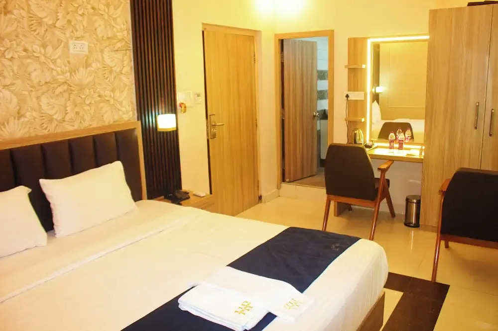 Hotel Pavitra