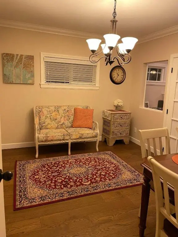 Cozy 2-bedroom home in Vancouver