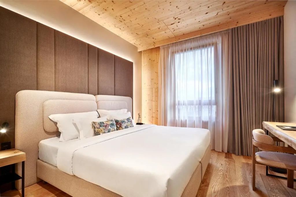 The Log Porto Hotel by Piamonte Hotels