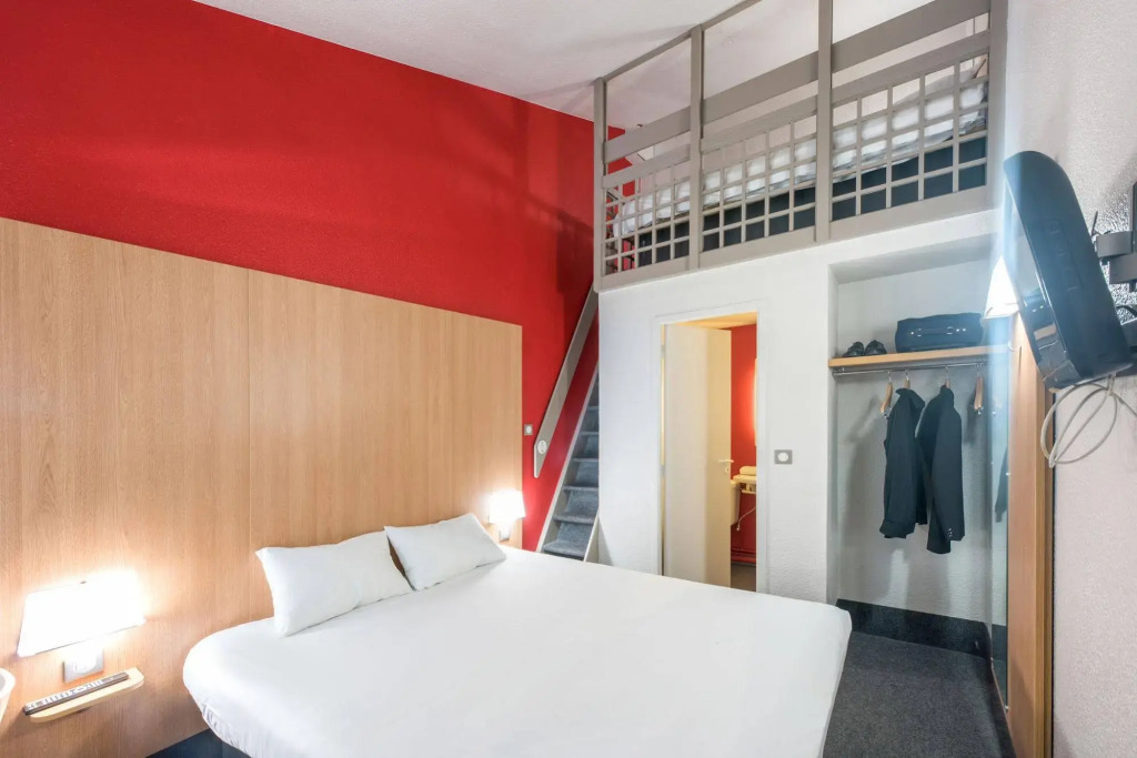 B&B HOTEL Brest Kergaradec Aéroport
