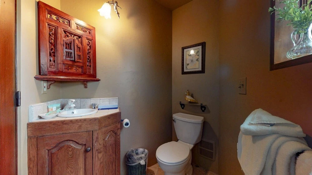 Juniper Ridge 16 5000 sq ft, Grand Chateau at Eagle, Expansive Mountain Views by RedAwning