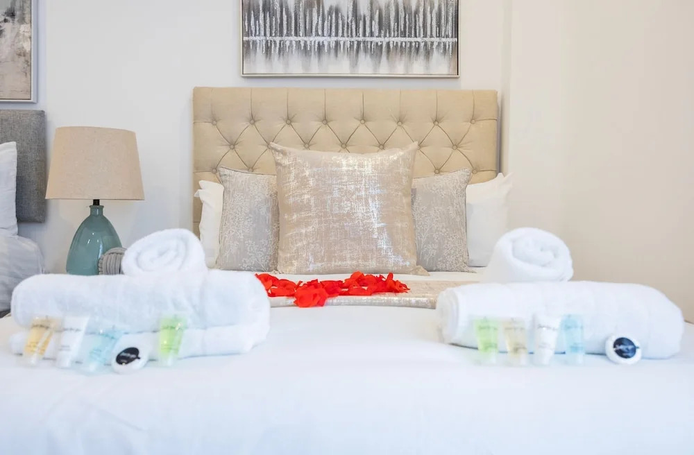 Temple Chambers Aparthotel Central Croydon , Long Stays , Weekly & Monthly Offers , Contractors , Relocations , Leisure & Family Stays