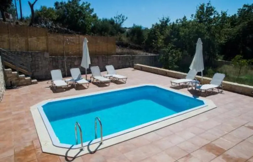 Holiday Home 3 Bedrooms 1 Bathroom - Kastellos