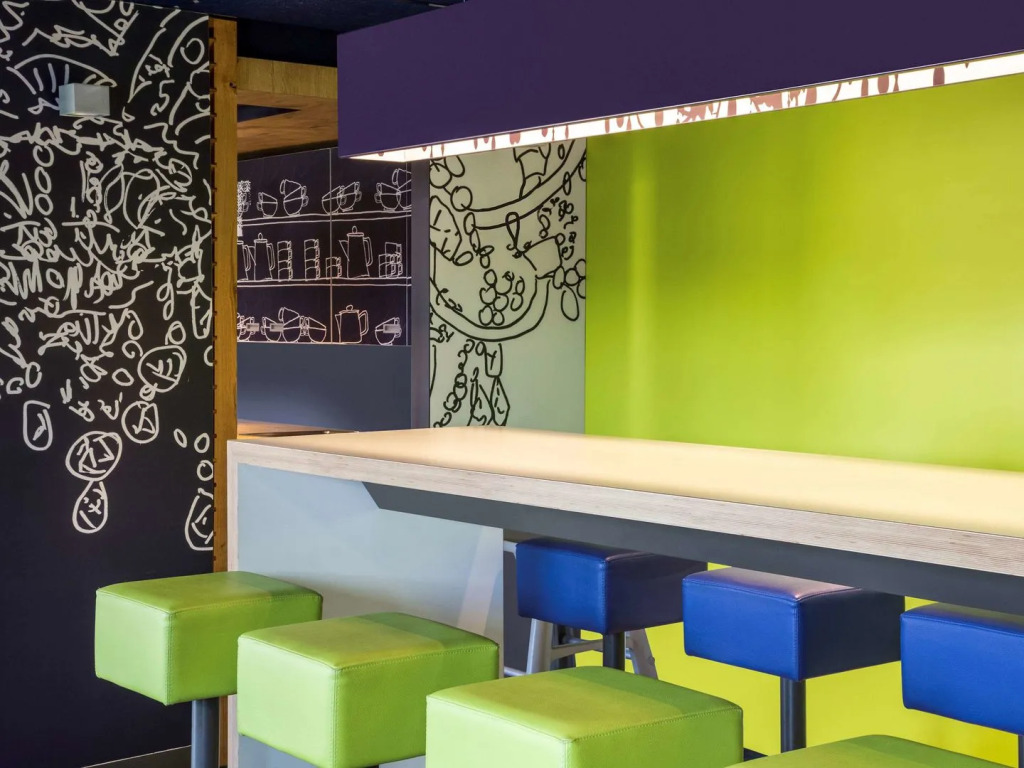 ibis budget Versailles Chateau Saint cyr lEcole