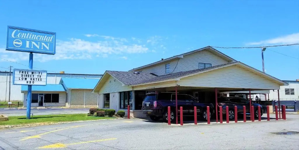 Continental Inn & Suites